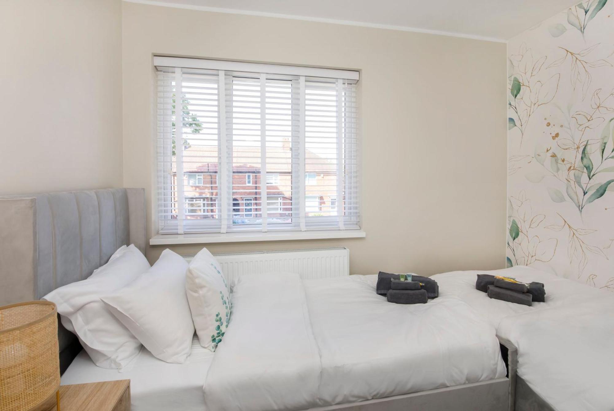 The Dodsworth Modern 4 Bedroom House, Sleeps 8 ยอร์ค ภายนอก รูปภาพ