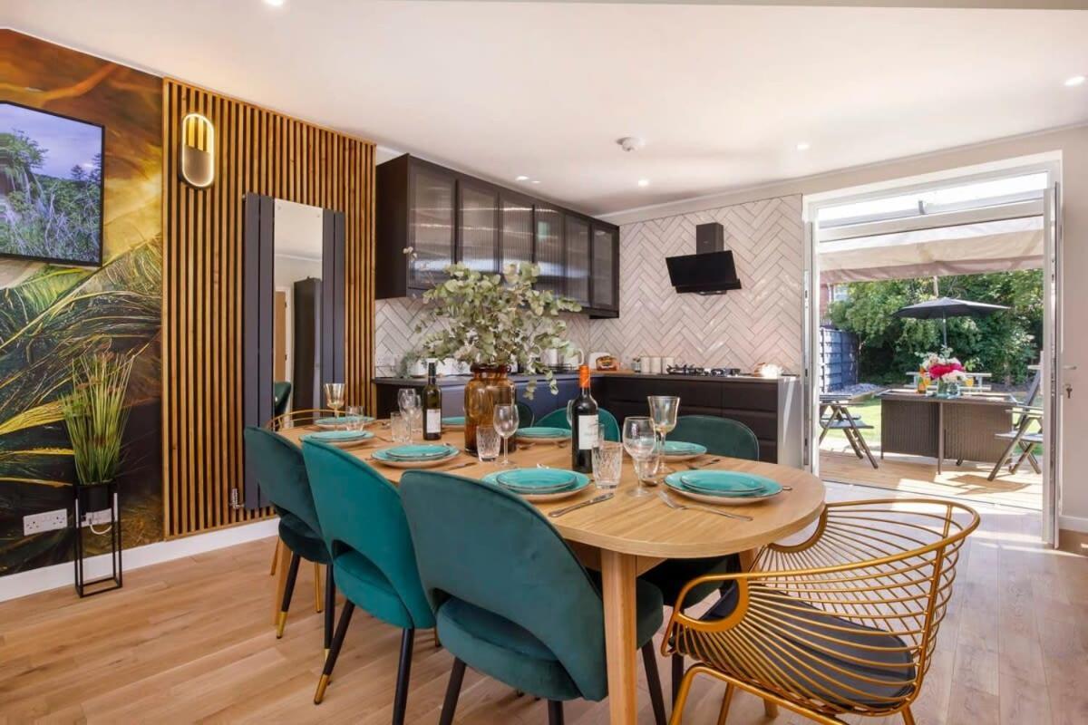 The Dodsworth Modern 4 Bedroom House, Sleeps 8 ยอร์ค ภายนอก รูปภาพ